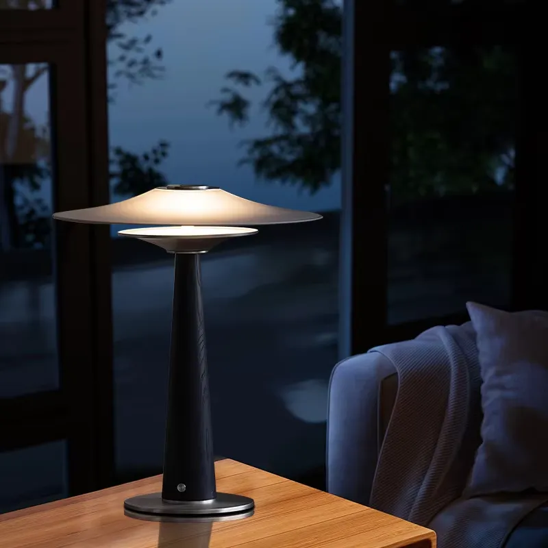โคมไฟตั้งโต๊ะดีไซน์สแกนดิเนเวี - Solar Lamp บทวิจารณ์และราคา